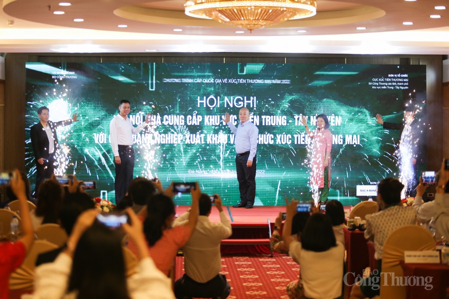 Kết nối giao thương giữa nhà cung cấp khu vực miền Trung – Tây Nguyên với các doanh nghiệp xuất khẩu và tổ chức xúc tiến thương mại Kết nối giao thương giữa nhà cung cấp khu vực miền Trung – Tây Nguyên với các doanh nghiệp xuất khẩu và tổ chức xúc tiến thương mại