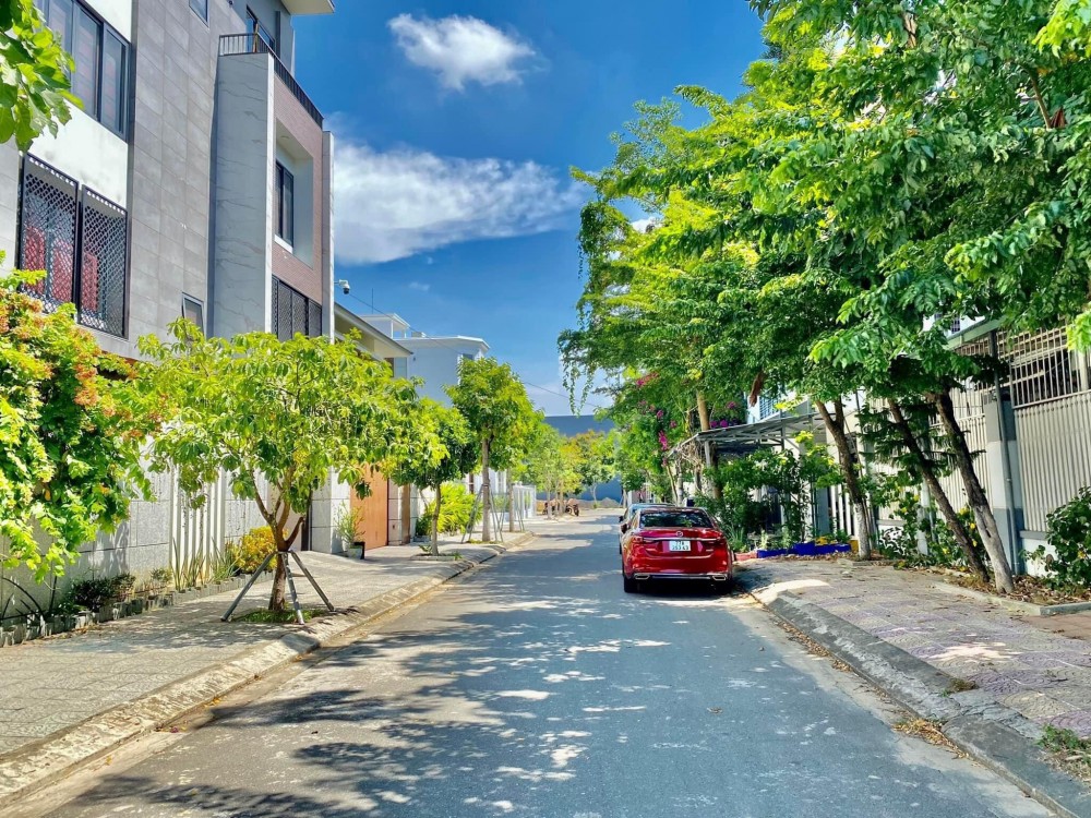 B. OCEAN - Viên kim cương cuối cùng phía Tây Bắc Đà Nẵng B. OCEAN - Viên kim cương cuối cùng phía Tây Bắc Đà Nẵng