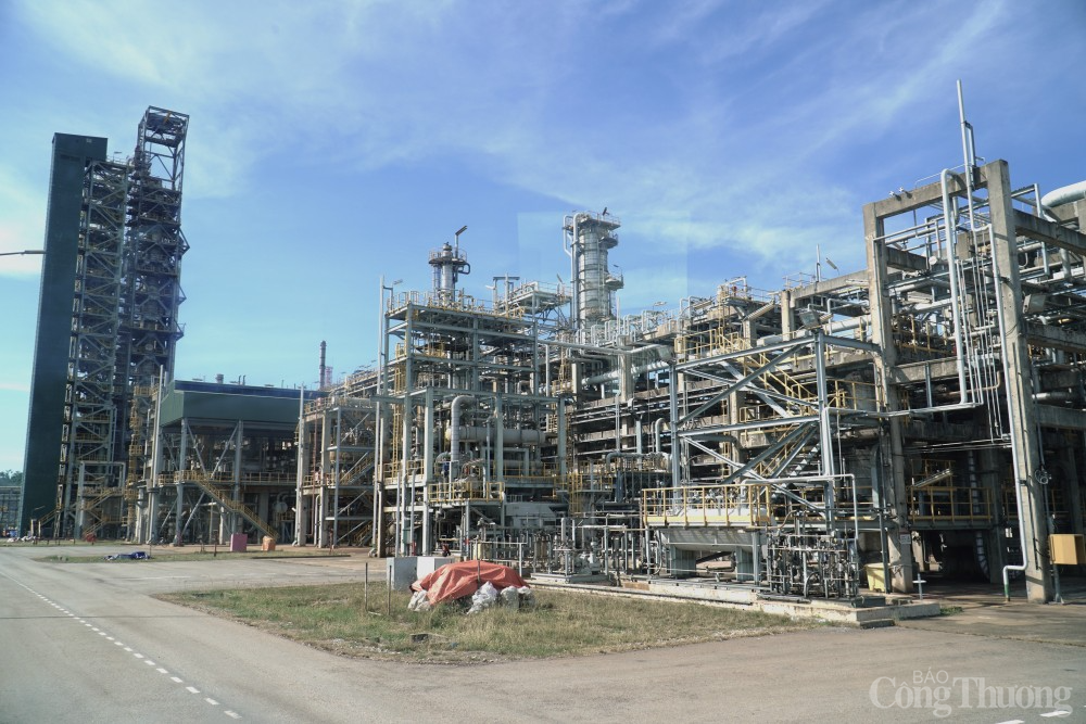 Đoàn công tác của Quốc hội làm việc tại Công ty Cổ phần Lọc hóa dầu Bình Sơn Đoàn công tác của Quốc hội làm việc tại Công ty Cổ phần Lọc hóa dầu Bình Sơn