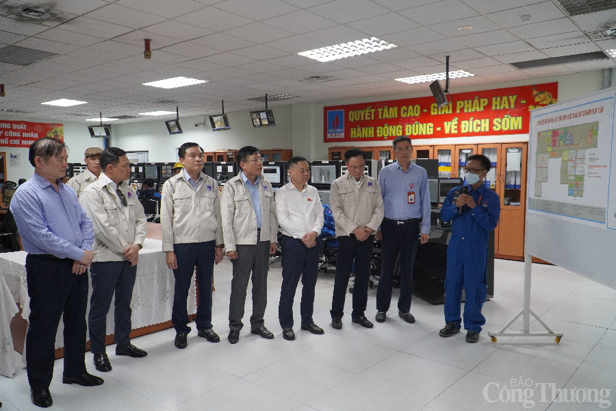 Đoàn công tác của Quốc hội làm việc tại Công ty Cổ phần Lọc hóa dầu Bình Sơn Đoàn công tác của Quốc hội làm việc tại Công ty Cổ phần Lọc hóa dầu Bình Sơn