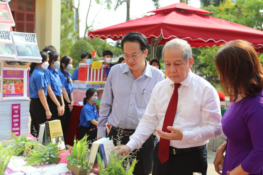 Thừa Thiên Huế: Đẩy mạnh hoạt động văn hoá đọc trong Nhân dân Thừa Thiên Huế: Đẩy mạnh hoạt động văn hoá đọc trong Nhân dân