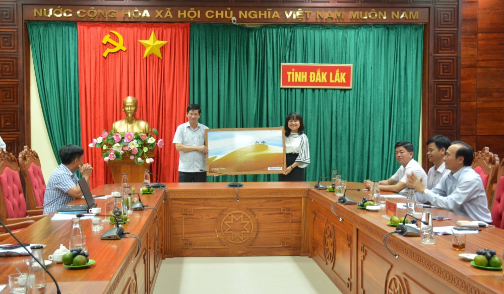 Xúc tiến du lịch 5 tỉnh thành miền Trung tại khu vực Tây Nguyên Xúc tiến du lịch 5 tỉnh thành miền Trung tại khu vực Tây Nguyên