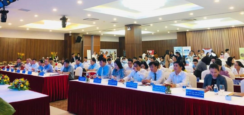 Xúc tiến du lịch 5 tỉnh thành miền Trung tại khu vực Tây Nguyên Xúc tiến du lịch 5 tỉnh thành miền Trung tại khu vực Tây Nguyên