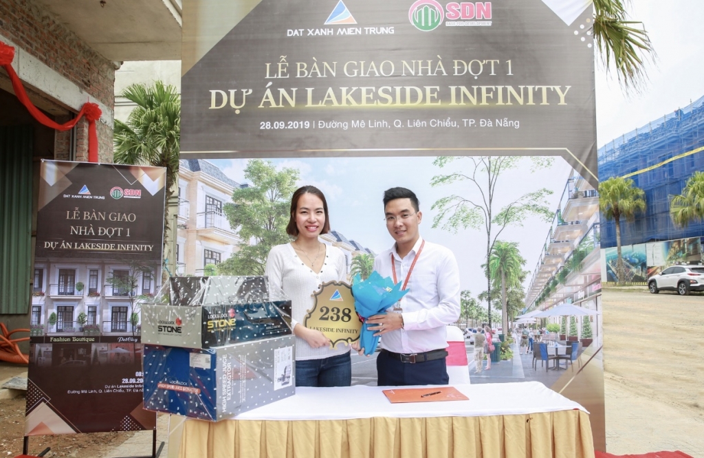 dat xanh mien trung da to chuc le ban giao nha dot 1 du an lakeside infinity