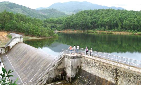 quang ngai hop ban du an hien dai hoa thuy loi tai mot so tinh mien trung