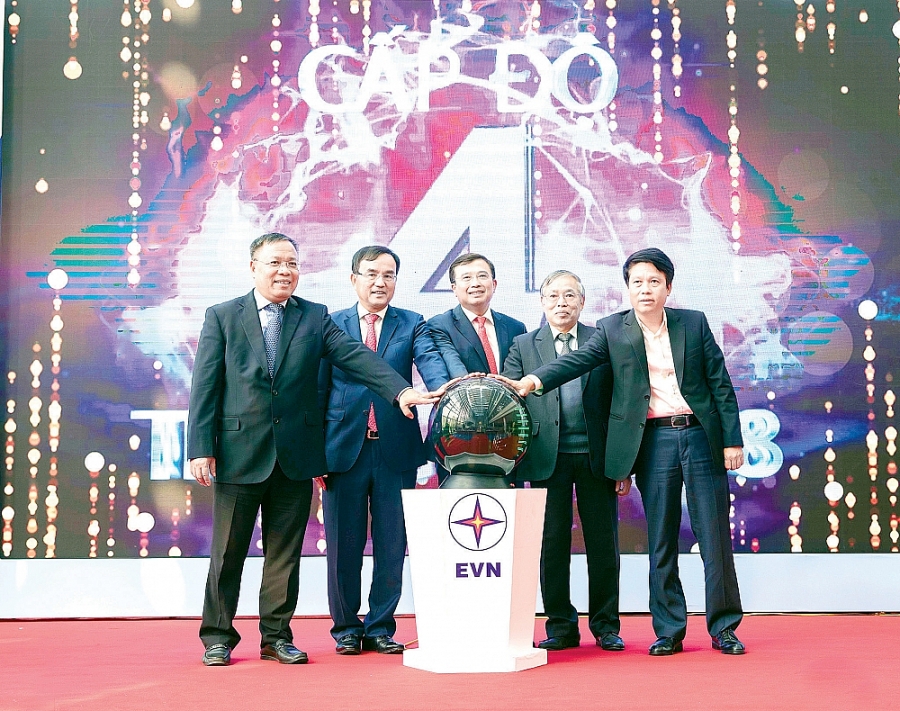 EVN   Thi đua yêu nước bằng hành động thiết thực