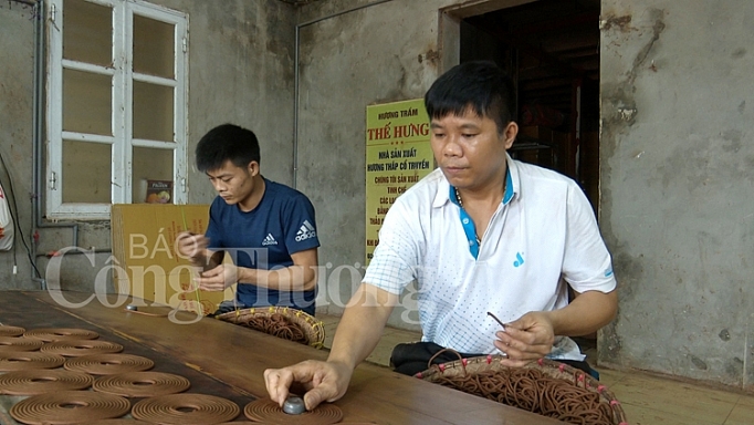 lang nghe huong thon cao nhon nhip nhung ngay can tet