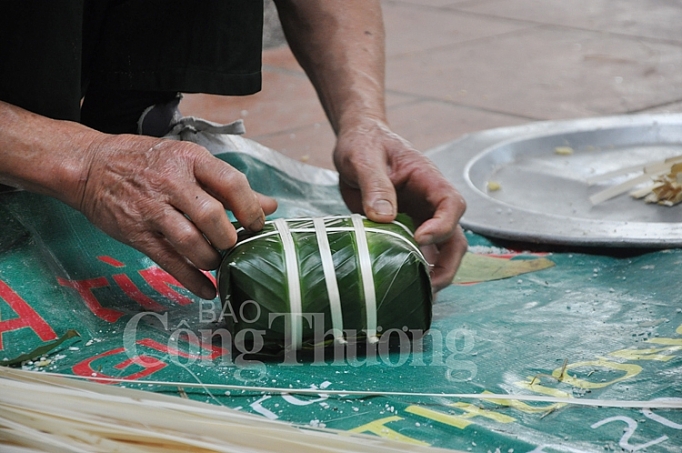 tet som o lang banh chung tranh khuc