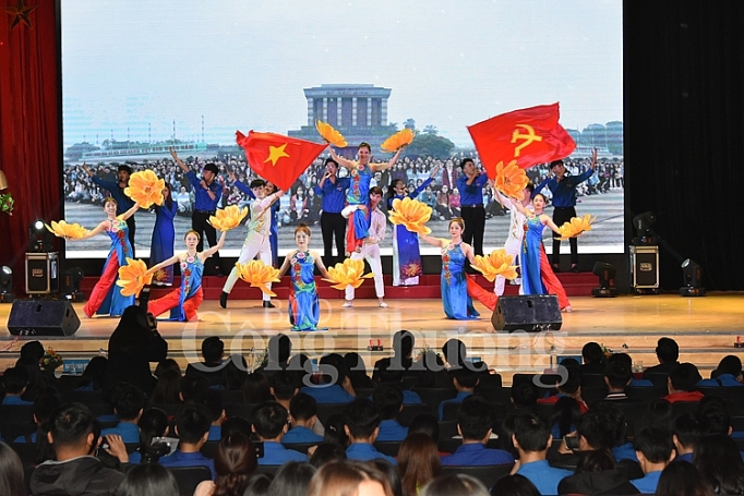 tuyen duong 50 sinh vien 5 tot khoi cac co quan trung uong