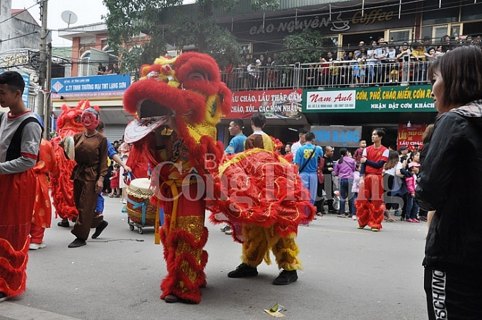 nao nuc hoi tranh dau phao ky lua