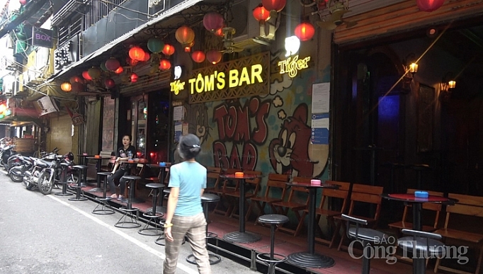 ha noi pho tay hiu hat vi dich covid 19