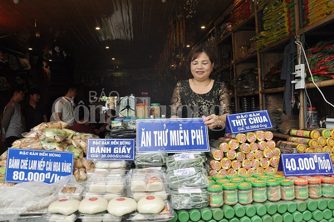 kiem soat chat thi truong trong dip le hoi den hung