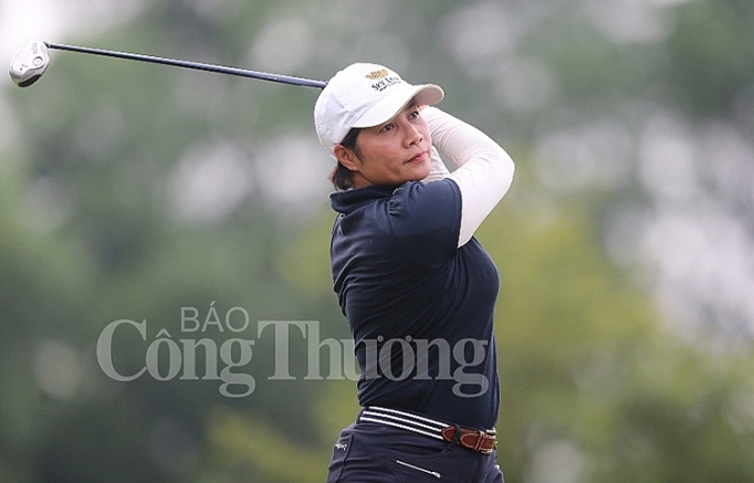 hang tram doanh nhan tranh tai tai giai golf danh cho doanh nghiep nho va vua