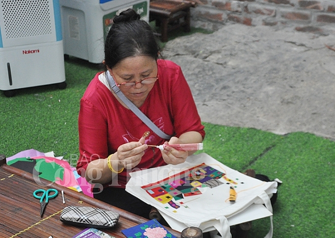 vun art gom vun ve giac mo