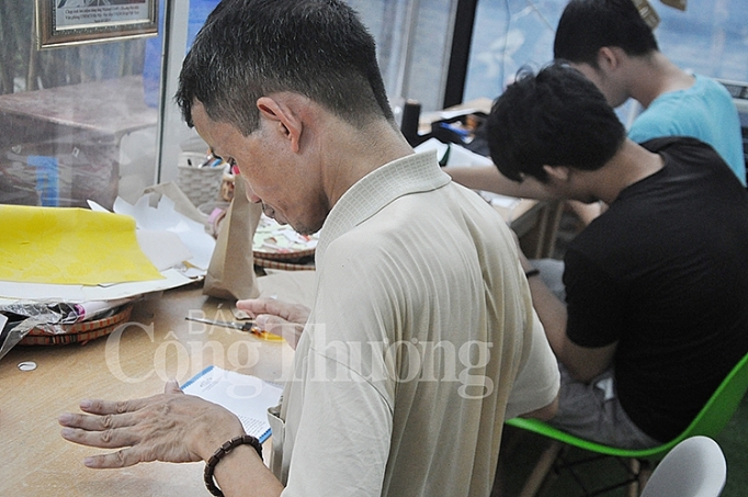 vun art gom vun ve giac mo