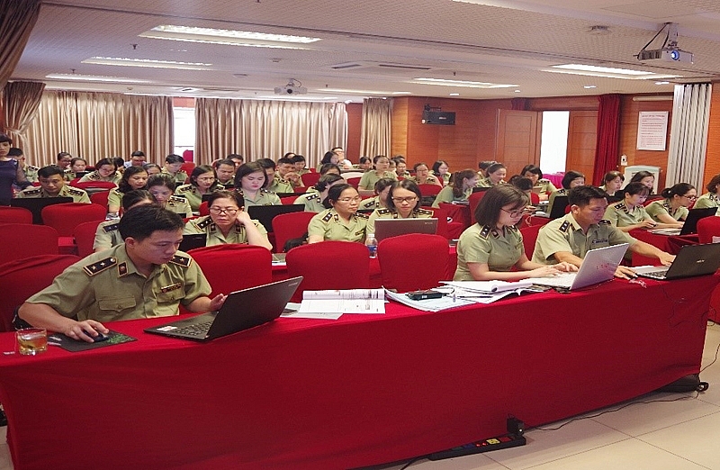 Quản lý thị trường Hà Nội: Nâng cao nghiệp vụ đấu thầu qua mạng quan ly thi truong ha noi nang cao nghiep vu dau thau qua mang