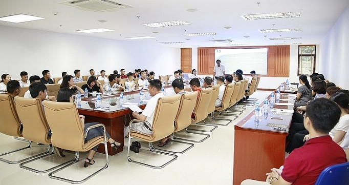 Xí nghiệp Xăng dầu Quảng Ninh: Củng cố mạng lưới an toàn vệ sinh viên xi nghiep xang dau quang ninh cung co mang luoi an toan ve sinh vien