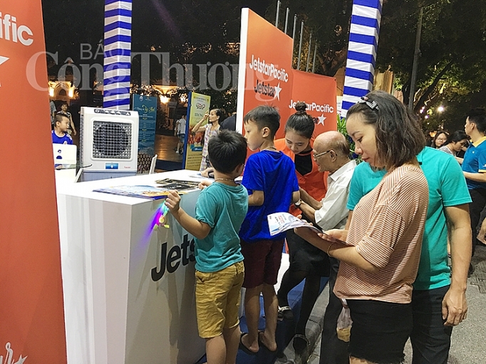 trai nghiem khong gian tay ninh song dong giua long thu do