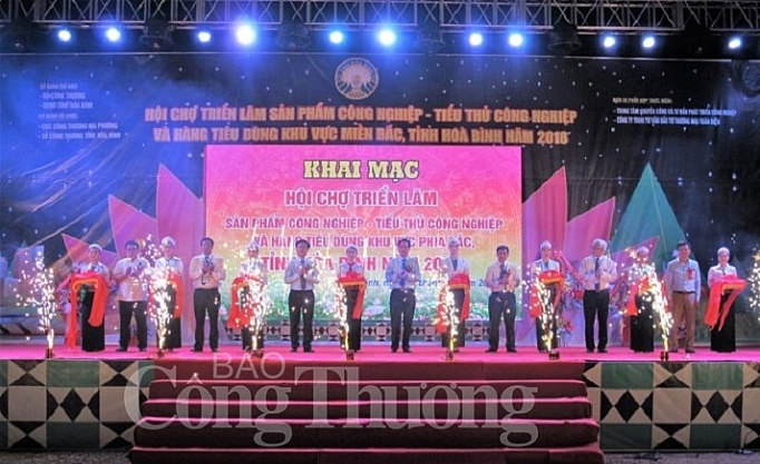 hoa binh thuc day giao thuong va hoi nhap kinh te khu vuc phia bac