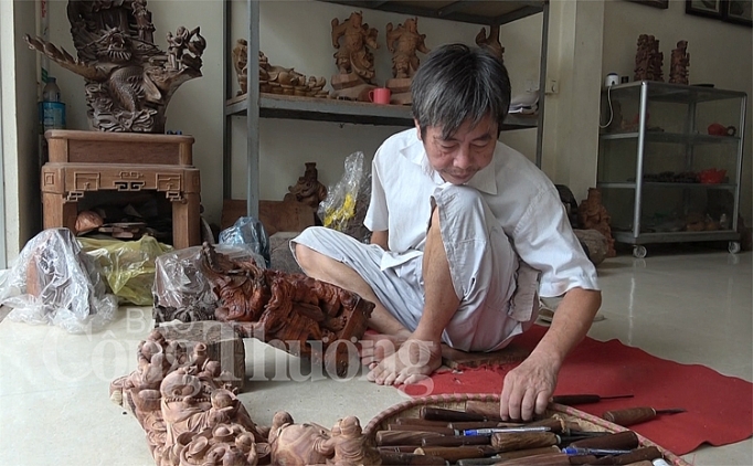 tran tro bai toan gin giu ban sac go van ha