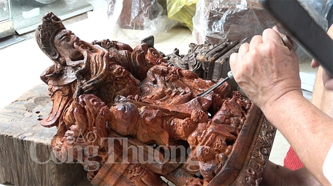 tran tro bai toan gin giu ban sac go van ha