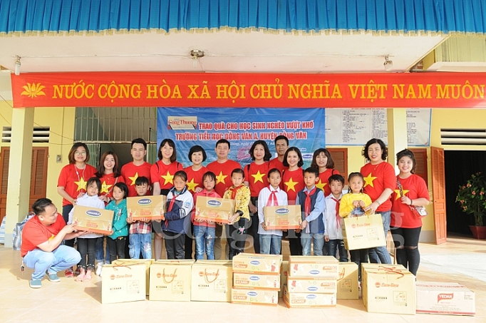suoi am mua dong cho thay tro vung cao