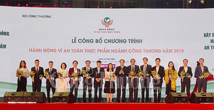 Xây dựng cộng đồng hành động vì an toàn thực phẩm xay dung cong dong hanh dong vi an toan thuc pham