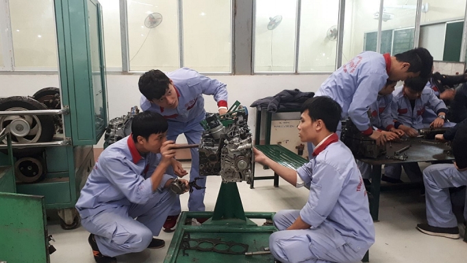 Đổi mới giáo dục nghề nghiệp để nâng chất lượng lao động doi moi nang cao chat luong giao duc nghe nghiep