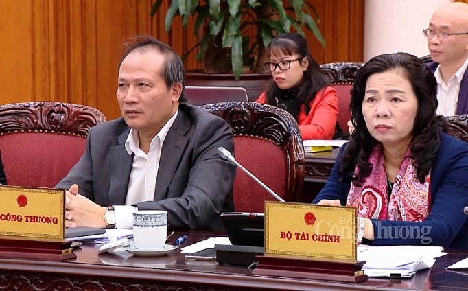 nganh mia duong hoi nhap va canh tranh song phang