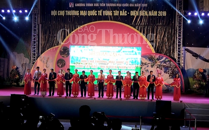 Tây Bắc - Điện Biên cùng cả nước liên kết hợp tác phát triển tay bac dien bien cung ca nuoc lien ket hop tac phat trien