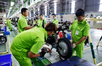 Doanh nghiệp khó khăn do Covid-19: Băn khoăn về chính sách hỗ trợ