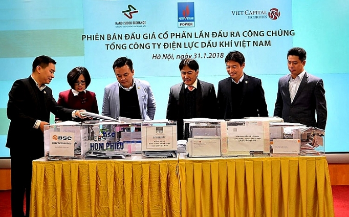 Tháng 4/2020 tổ chức 3 phiên đấu giá cổ phần tại HNX thang 42020 to chuc 3 phien dau gia co phan tai hnx