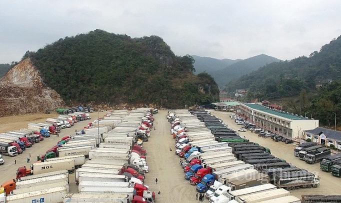 Xuất khẩu qua các cửa khẩu ở Lạng Sơn tiếp tục khó khăn xuat khau qua cac cua khau o lang son tiep tuc kho khan