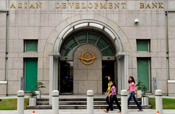 ADB tăng gấp 3 gói hỗ trợ tài chính ứng phó COVID-19 adb tang gap 3 goi ho tro tai chinh ung pho covid 19