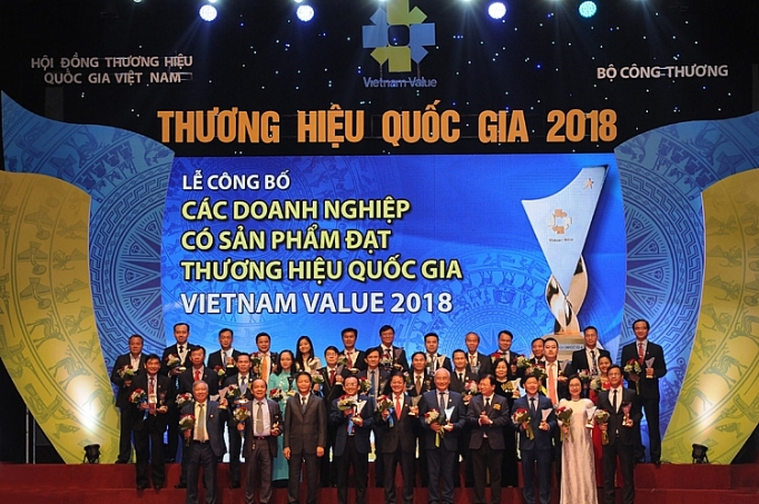 thuong hieu quoc gia viet nam tang thu hang va gia tri