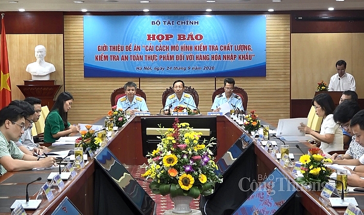 undefined 5958-hop-bao-hai-quan-copy