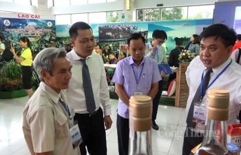 Lào Cai: Cam kết tăng cường hỗ trợ doanh nghiệp