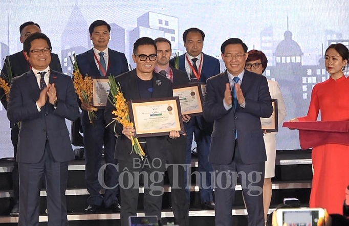 Doanh nghiệp hãy nắm tay nhau vì sự phát triển bền vững doanh nghiep hay nam tay nhau vi su phat trien ben vung