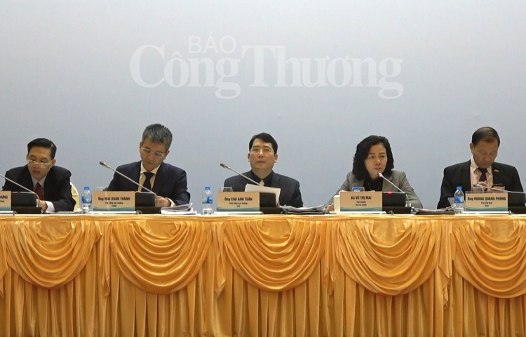 500 doanh nghiep du doi thoai chinh sach thue va hai quan 2018