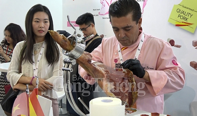 food and hotel hanoi 2018 mo rong co hoi phat trien linh vuc nha hang khach san