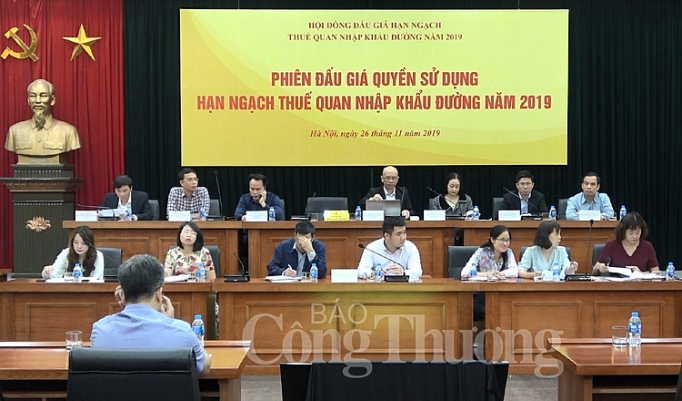 Đấu giá thành công hạn ngạch nhập khẩu đường năm 2019 dau gia thanh cong han ngach nhap khau duong nam 2019