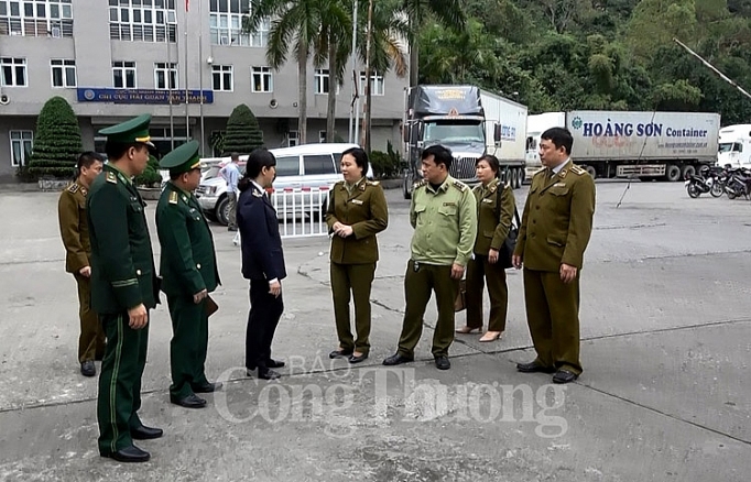 lang son chua phat hien vu xuat khau lon nao trot lot