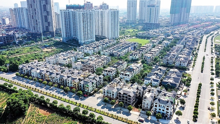 Siết tín dụng bất động sản: Nhà đất lại càng tăng giá?