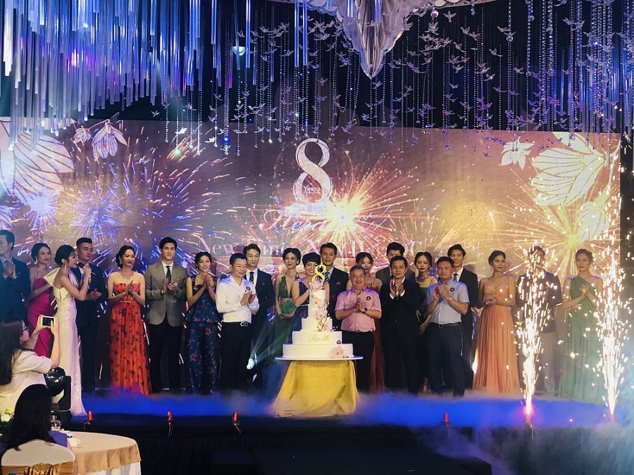 Tổng công ty Đức Giang kỷ niệm 8 năm sinh nhật HeraDG