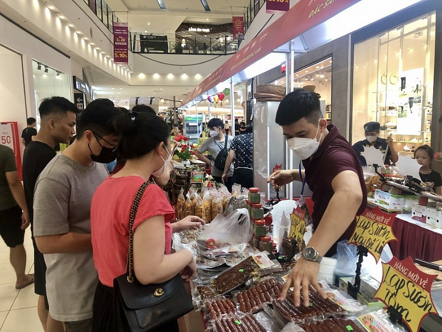 Khai mạc “Hội chợ Xúc tiến thương mại nông nghiệp, sản phẩm OCOP thành phố Hà Nội năm 2022