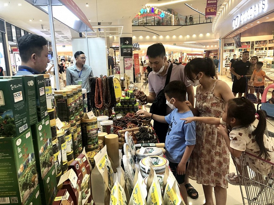 Khai mạc “Hội chợ Xúc tiến thương mại nông nghiệp, sản phẩm OCOP thành phố Hà Nội năm 2022