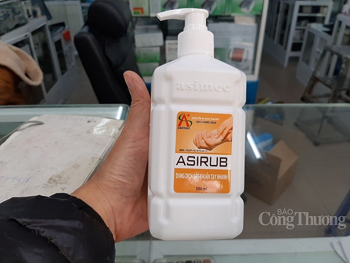 khau trang dung dich rua tay kho sat khuan chay hang vi virus corona