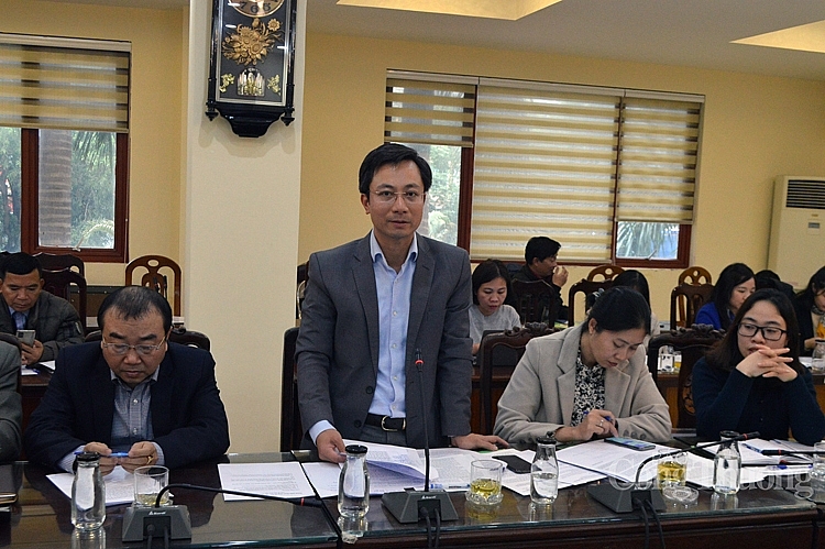 ông Trần Duy Đông- Vụ trưởng Vụ thị trường Trong nước phát biểu tại buổi làm việc ông Trần Duy Đông- Vụ trưởng Vụ thị trường Trong nước phát biểu tại buổi làm việc