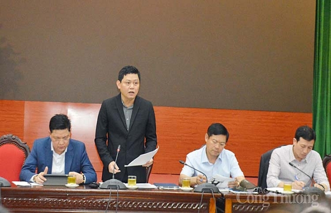 Hà Nội: Vẫn chưa tìm được phương án tháo dỡ giai đoạn 2 tòa nhà 8B Lê Trực ha noi van chua tim duoc phuong an thao do giai doan 2 toa nha 8b le truc