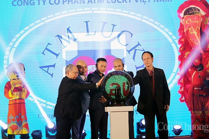 ra mat app atm lucky ket noi doanh nghiep nguoi tieu dung